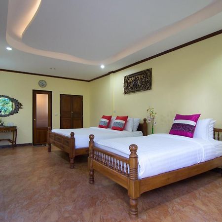 Bueng Bua Thong Resort Ban Huai Yai Exterior photo