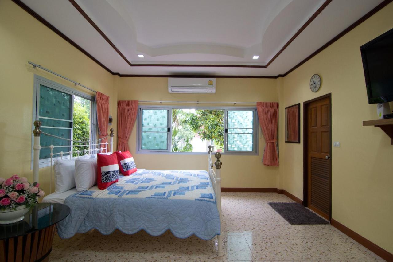 Bueng Bua Thong Resort Ban Huai Yai Exterior photo