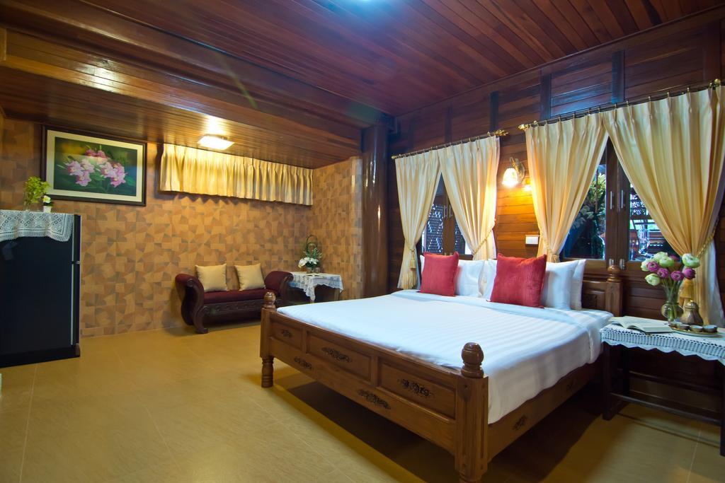 Bueng Bua Thong Resort Ban Huai Yai Room photo