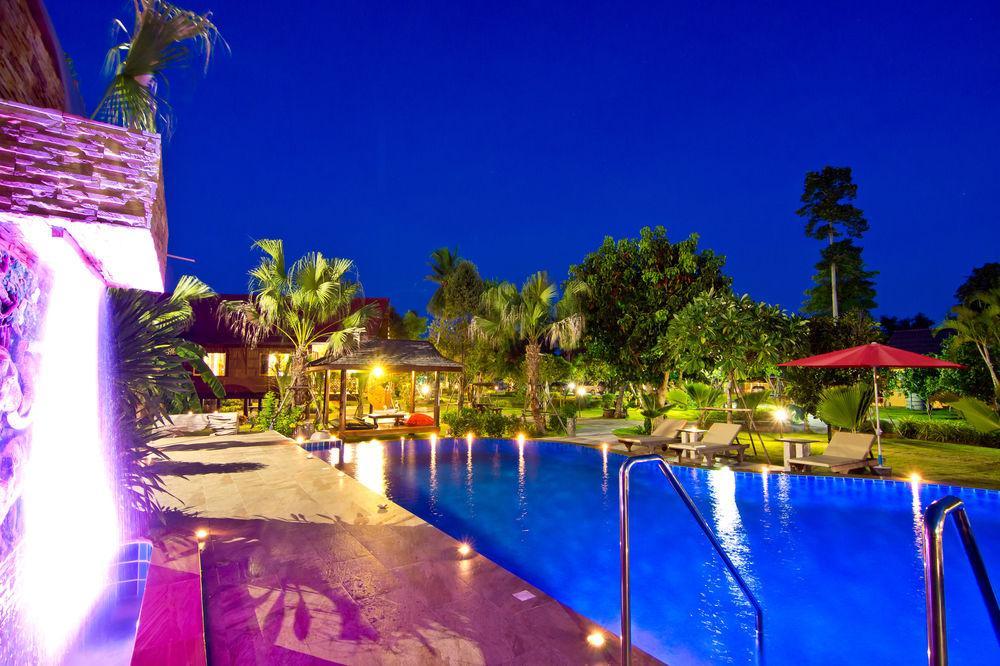 Bueng Bua Thong Resort Ban Huai Yai Exterior photo